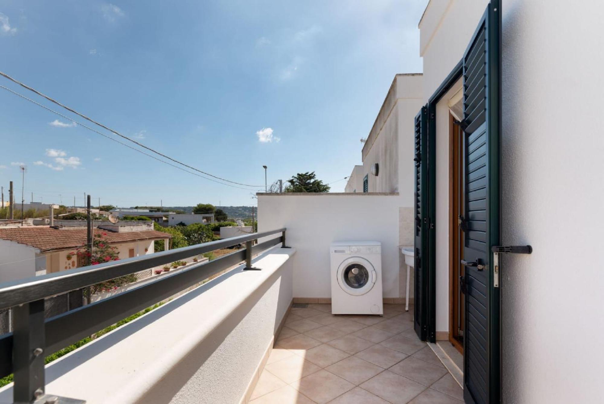 Casa Vacanze Orlando - Con Veranda Vista Mare a 200M dal Mare Santa Maria di Leuca Esterno foto